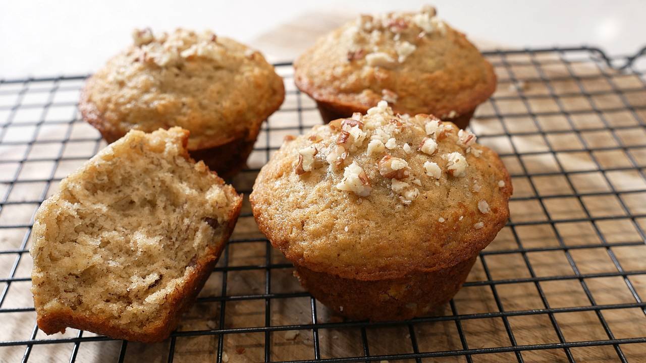 The Best Banana Nut Muffins (Moist, Fluffy & Bakery-Style)