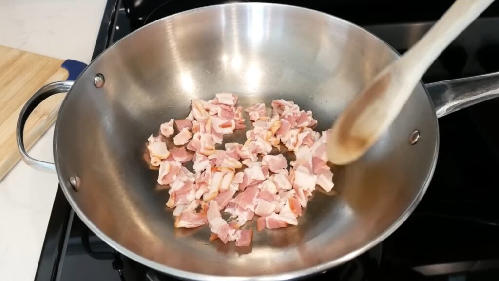 Southern Green Beans with Bacon and Potatoes Cooking bacon
