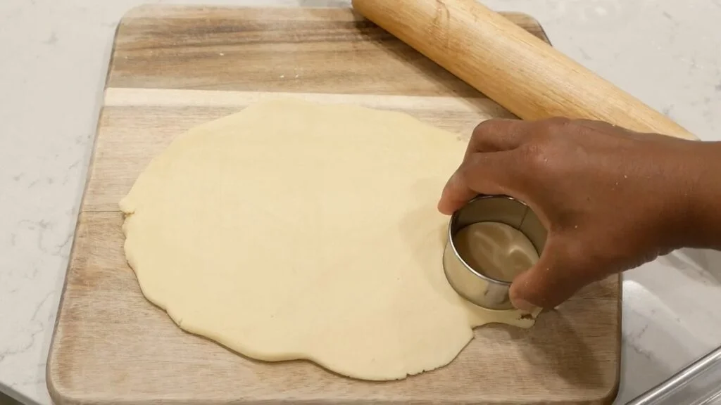 3 Ingredient Shortbread Cookies Shape the cookies