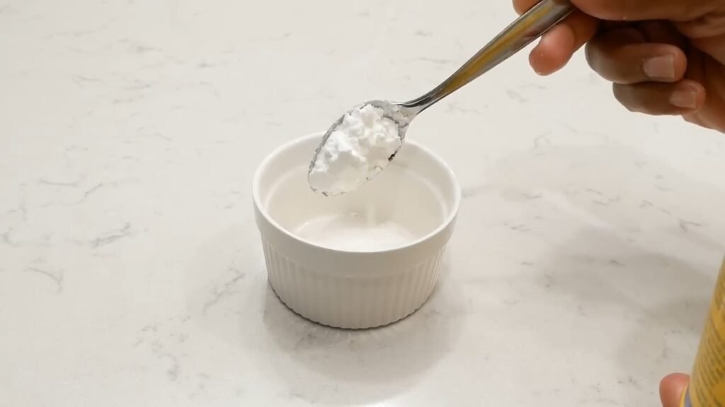 Southern Baked Turkey Wings (Tender & Fall-Off-the-Bone) Making cornstarch slurry