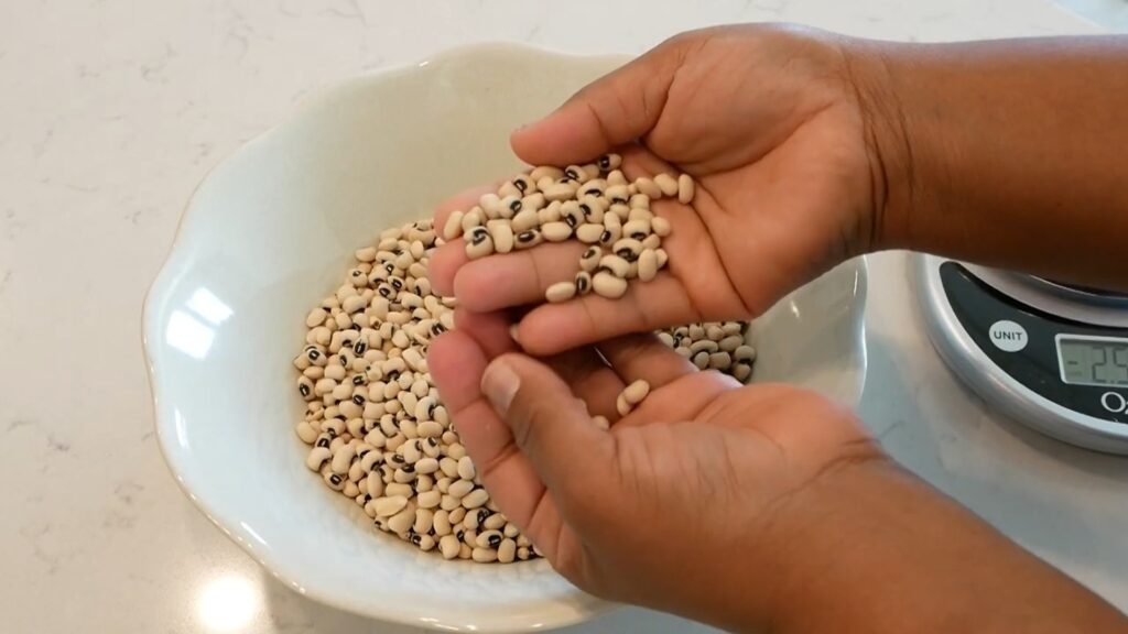 Slow Cooker Black-Eyed Peas Sorting peas