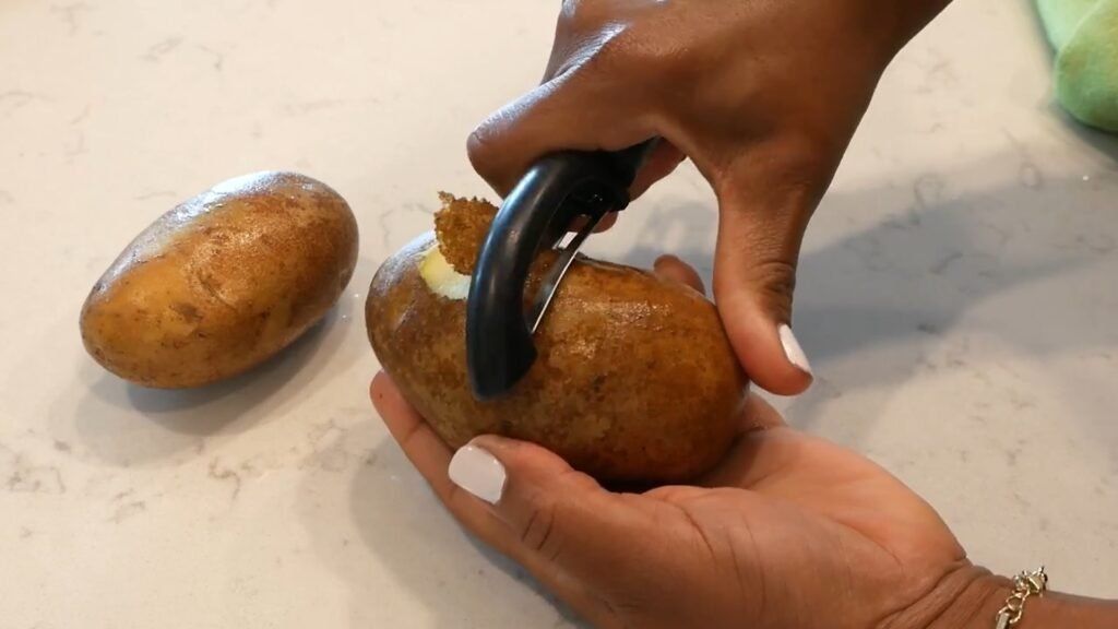 Peeling potato